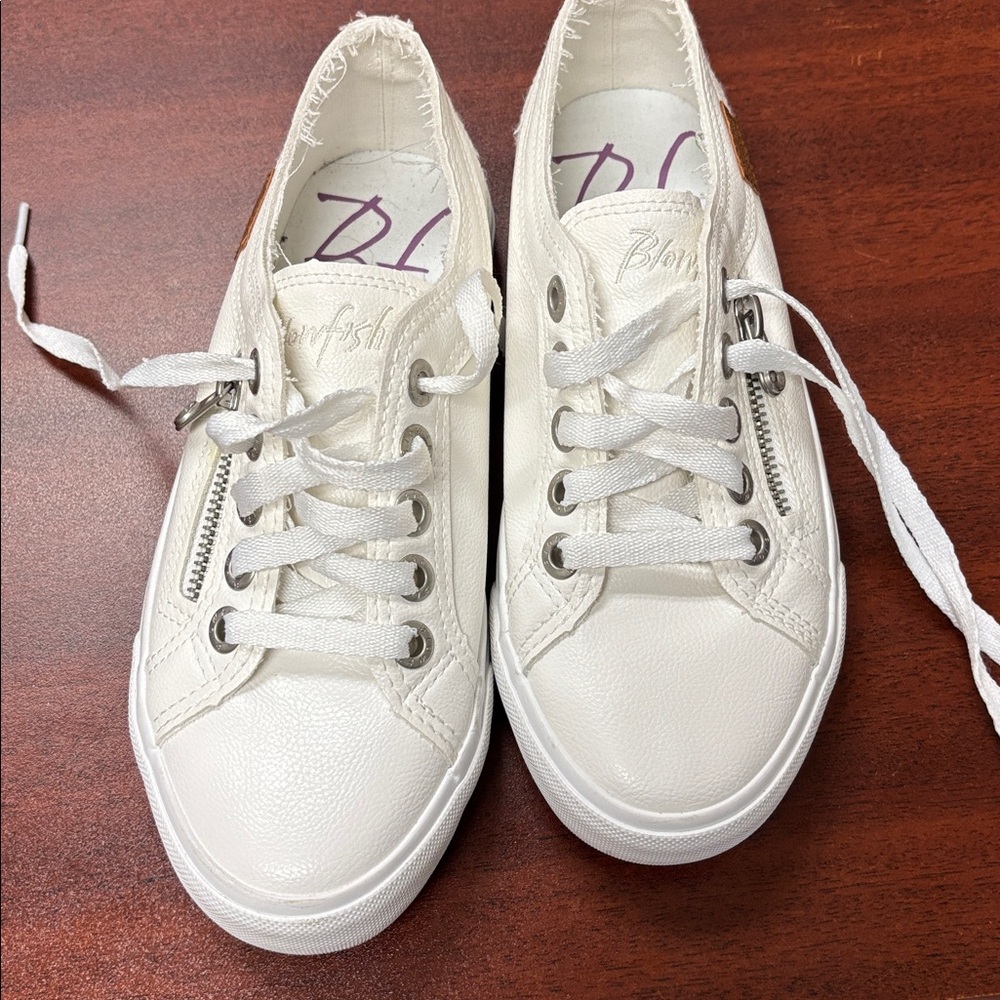 Blowfish Cream Casual Sneakers